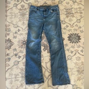 American eagle hi-rise Skinny Kick size 14